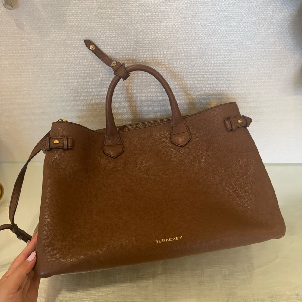 Burberry Large Chestnut Leather Tote - Picture 4 of 14